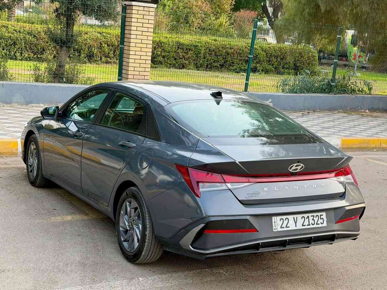 للبيع فقط بدون مراوس
النترا 2024 لون سمنتي 
وارد امريكي 
فول مواصفات. عدا الفتحه

ماشيه (15)الف جديده بدون اي نقص 

حادثهة جاملغ خلفي صبغ بجم كبس وخلف كبس
ايرباك برده فقط
مكينة 2000 دوش
بصمة تشغيل وابواب
شاشه كبيره متصل ديجتل 
لد بلدشبول متغير
لايت زنن بلادي 3 عدسات
كار بلي 
رادار امامي
ورادار خلفي
ورادار جانبي
تحديد مسار
قياده ذاتيه
تنبيه خروج عند المسار
ويل كب لد نهاري. فول تحكم ستيرن
كير اوتو +عادي‼️. تنبيه. اهتزاز. بلستيرن 
السياره بعده بوضع الشركه ومابيه ولا نقص
رقم اربيل الجديد تحويل وكاله مضمون 
للاستفسار
السعر (169) وبيهة مجال بسيط
العنوان بغداد العطيفيه
***********
