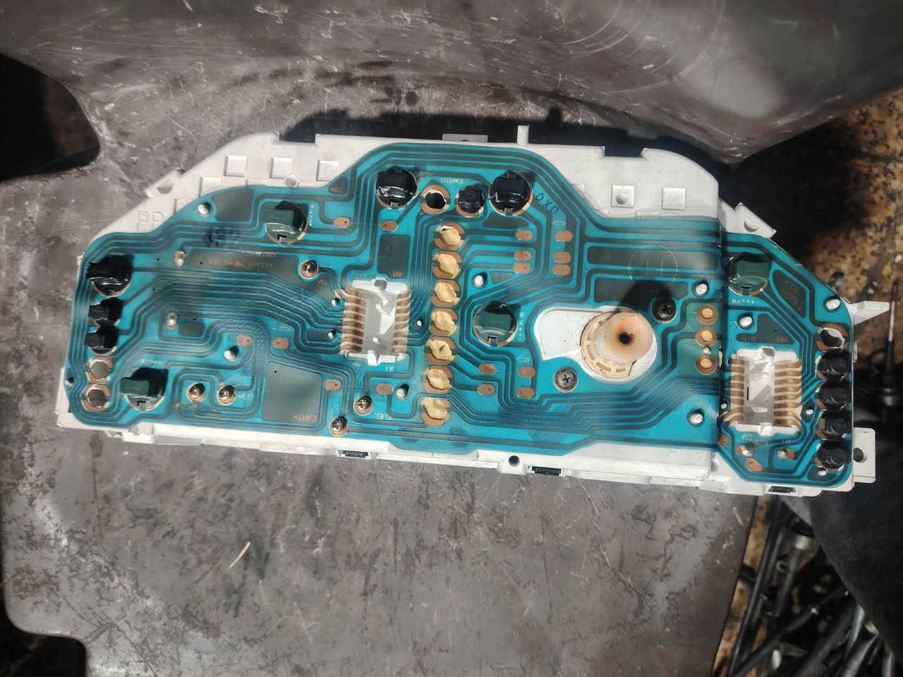 تم بحمد الله وصل وجبة جديده ميتسوبيشي لانسر1991 كصات اوربي
العنوان موصل صناعه المعارض 
للتواصل ***********
