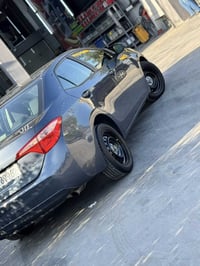 كورلا موديل 18  Le رقم بغداد بسمي  محرك 1800  ماشية 32 الف  صور الحادث...