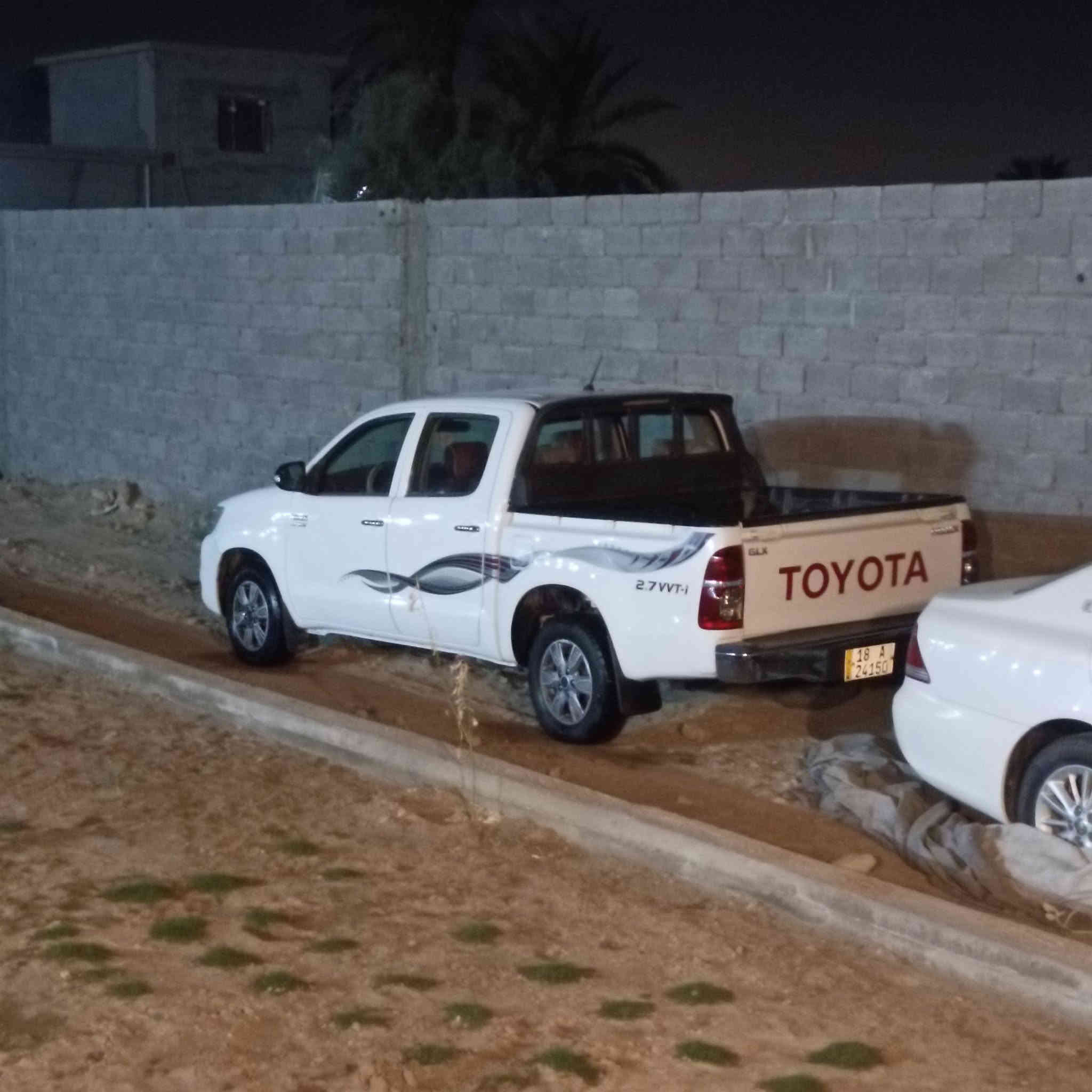 للبيع هايلوكس موديل 2013 شاصي 12كير عادي أم الدعاء دبل جكمجه
محرك مفتوح ماشيه 260الف السونار موجود بصور ‏
السعر 155ورقه 
مكان الفلوجه 
‏‪***********‬‏
