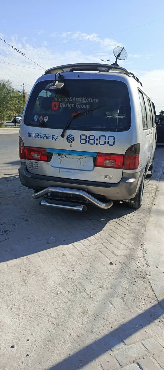 كيه بريجو موديل 2006 رقم انكليزي بسمي تحويل ثاني يوم مصفره هيئه أو غرامات سياره مصبوغه جماليه فقط مكينه 300سوبر كير وكسك كله كفاله 4شواصي كفاله بيه غرفته حاويه السياره كلش حلوه السعر 90 اي استفسار خابر أو تدالل مكان السياره بغداد حي الجهاد الرقم ***********
