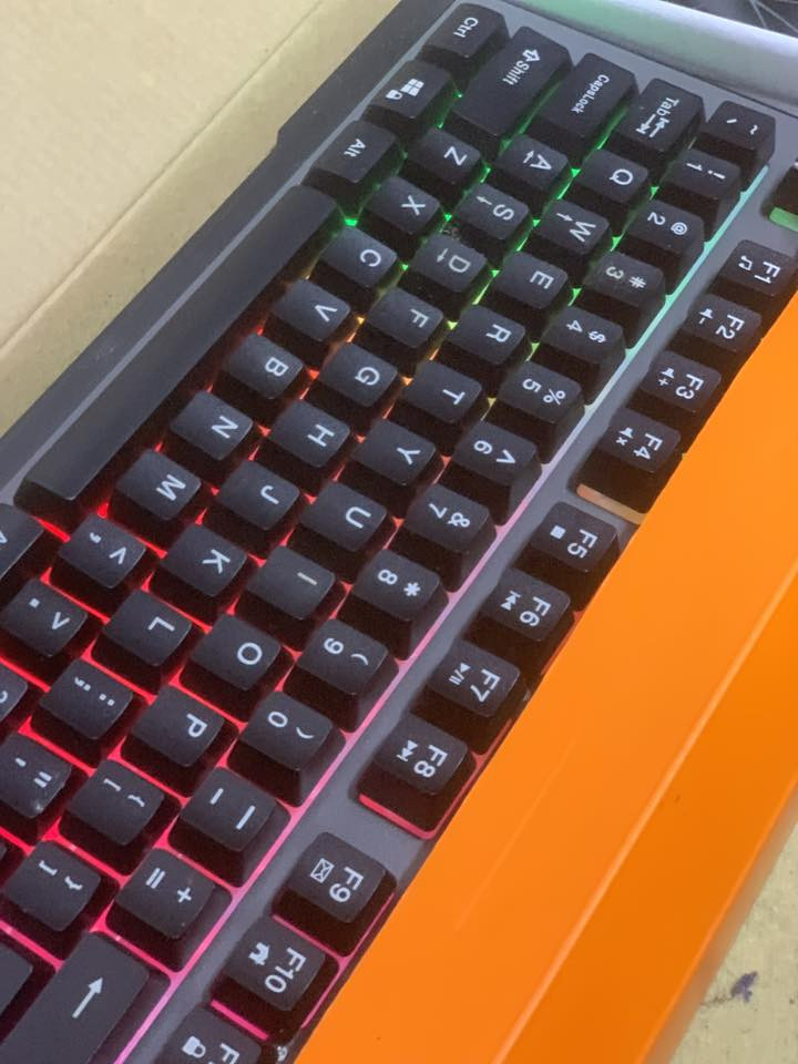 كيبورد +ماوس جديد بالكارتون على اول تم 25الف مع التوصيل


**إذا كنت صاحب هذا الإعلان وتريد حذفه لأي سبب، رجاءا أرسل رسالة إلى الدعم الفني**