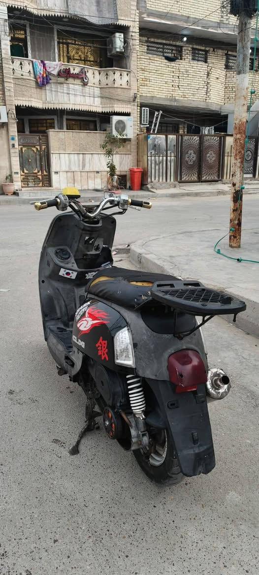 ماكس بوليسي صالنصه رياضي دراجه كفاله من شلعه ومعدل فول لايت زنون.مكانها بغداد الشعب سعرها 550 وبيه مجال.***********
