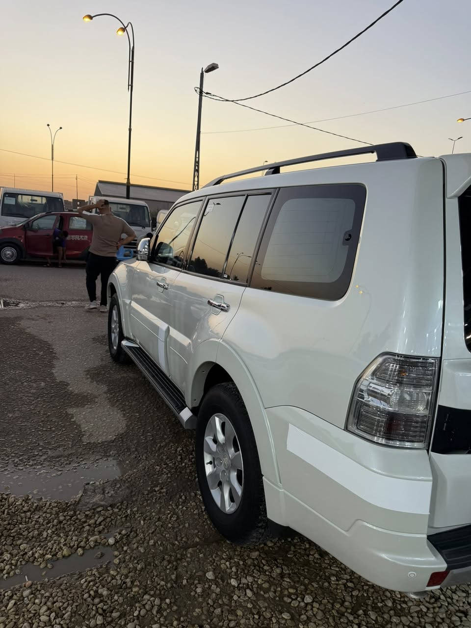 للبيع Mitsubishi Pajero 2016 حبتور - اللون
أبيض
• وارد حبتور
• محرك 6 / 3.8 سلندر
• دبل ثقيل وخفيف
• جير أوتوماتيك
• تبريد خلفي
• داخلية مرتبة جداً
• شاشه + كامرة
• سنسرات
• كراسي جلد
• فتحة سقف
• السيارة استخدام مرتب وما تحتاج
بيه PDR خفيف في الجاملغ الامامي الايسر سوناره ويه الصور منشور غير هذا السعر 200وبيه مجال  ماكو مكاني بابل حله
للاسفتسار اكثر اتصال ***********
