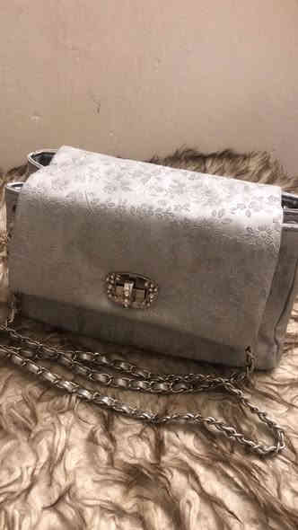 حقائب فاشن جلد طبيعي كل الالوان والاحجام متوفره كوالتي عالي اسعار مناسبه كل موديل سعره للحجز والاستفسار مراسله الصفحه او واتساب ***********
