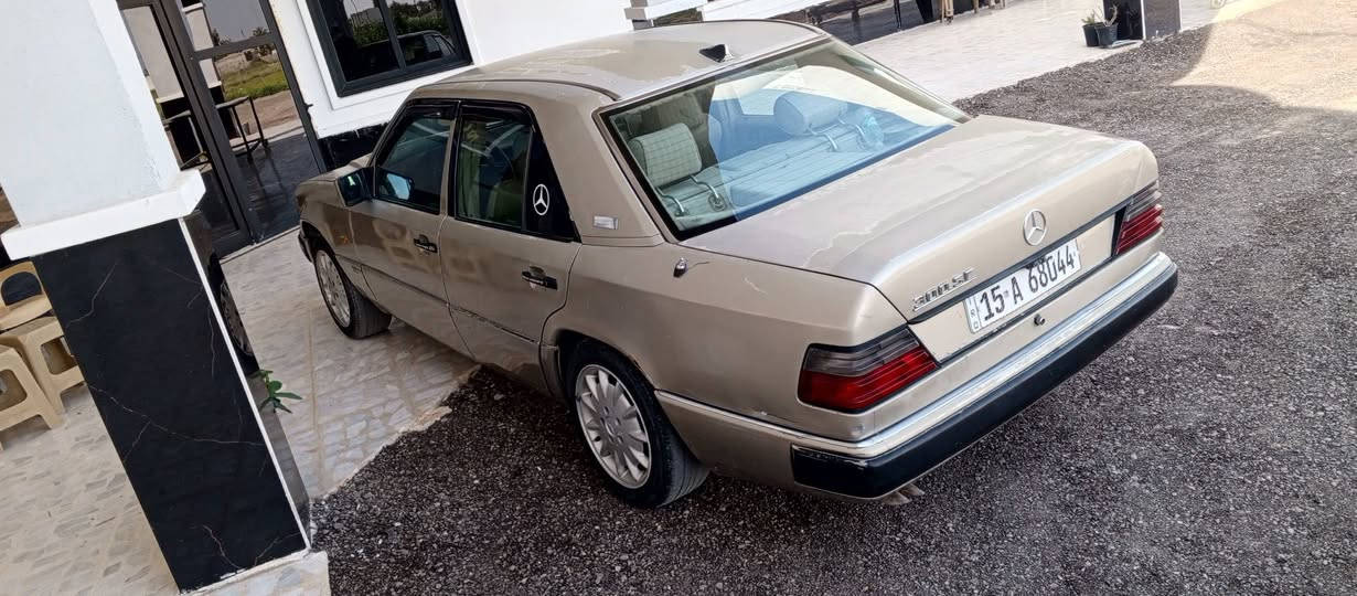 للبيع او المراوس دب 300SE بلاديه ٩١ مكفوله كلها شغال من تبريد كهربائيات كل شركه تنظيف  هزه وتحويل جديد /2026 17/5 بسمي سعر ٦٥ وبيه مجال بسيط  نقصها بس صبغ ،🇩🇪🇮🇶 للاستفسار الاتصال على وات ساب ***********
