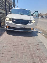 دوج كرفان • ٢٠١١ • فول مواصفات