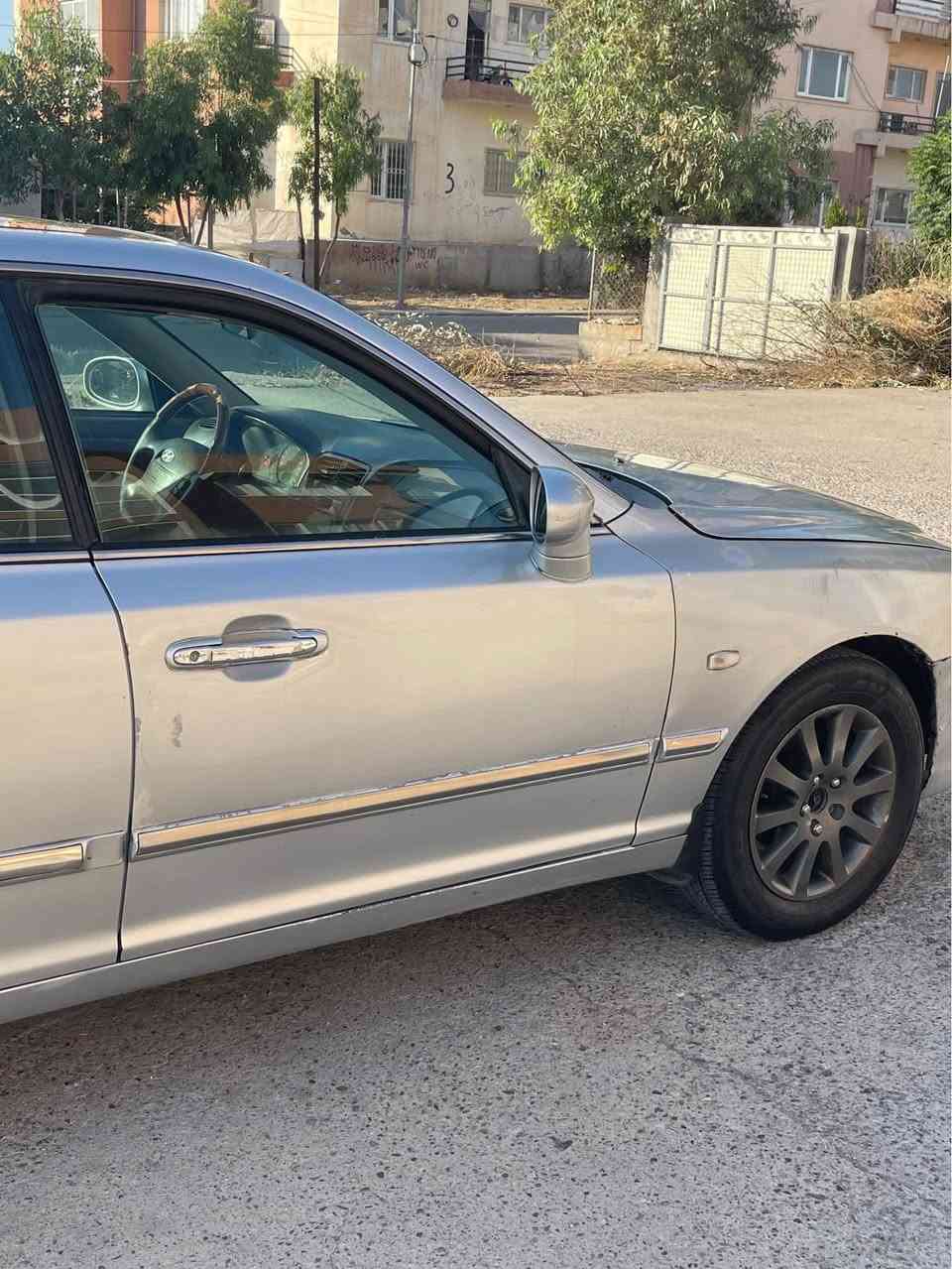 سياره هوانداي كراندر محرك6. 3500. موديل 2005
سياره فول مواصفات فتحا كهربائي رقم اربيل 
كوبون بانزين بيها 

لل استفسار التواصل على خاص او الرقم 
*********** موصل, نينوى
