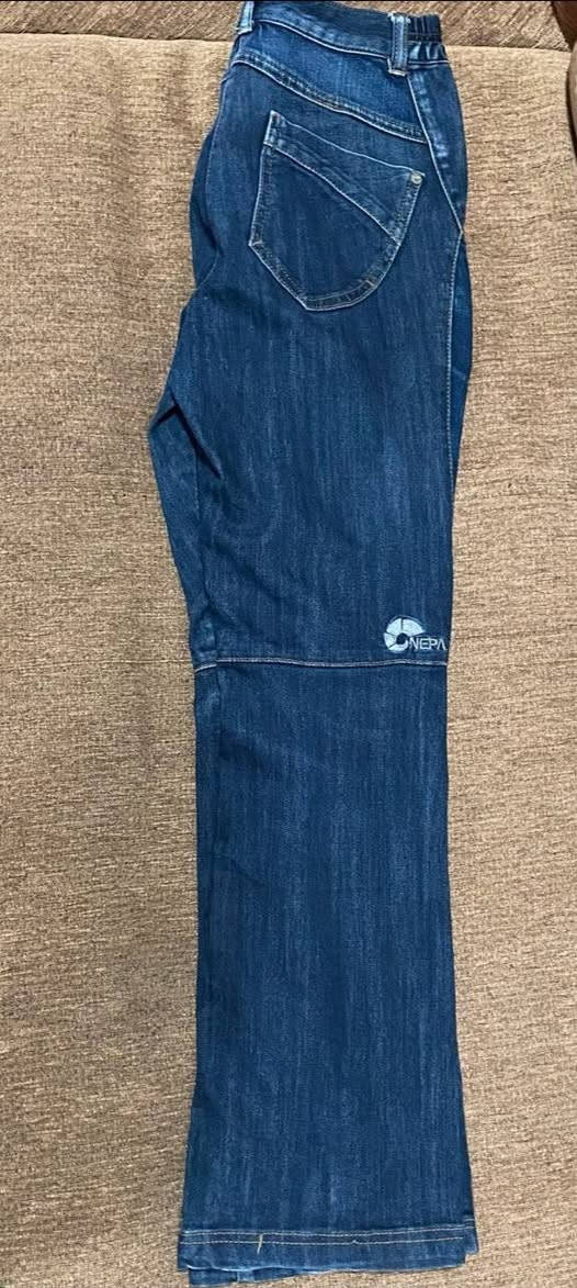 ماركة nepa نظافة فول 
 الكمر 38
الطول 95
السعر ٢٠ الف
يوجد توصيل


**إذا كنت صاحب هذا الإعلان وتريد حذفه لأي سبب، رجاءا أرسل رسالة إلى الدعم الفني**