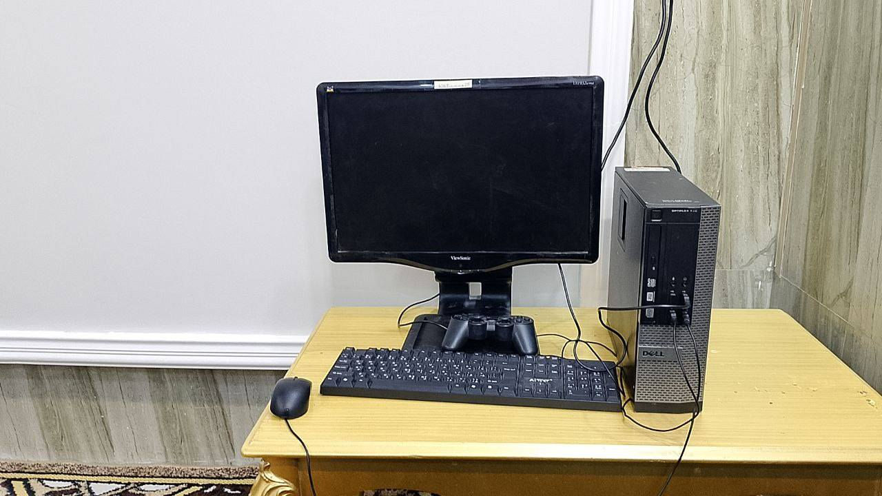تجميعه كامله متكونه من كيس Dell +شاشه اج بيHb +جوستك+ماوس+كيبورد السعر  100 وبي مجال كوفه حي ميسان  شارع بوريات
***********
تجميعه كامله متكونه من كيس Dell +شاشه اج بيHb +جوستك+ماوس+كيبورد السعر  100
 وبي مجال للشراي
كوفه حي ميسان  شارع بوريات
+964 783 358 6574
