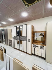 غرف نوم من 5 قطع ضمان 5 سنوات بسعر 600الف  للتفاصيل اكثر 07733666672