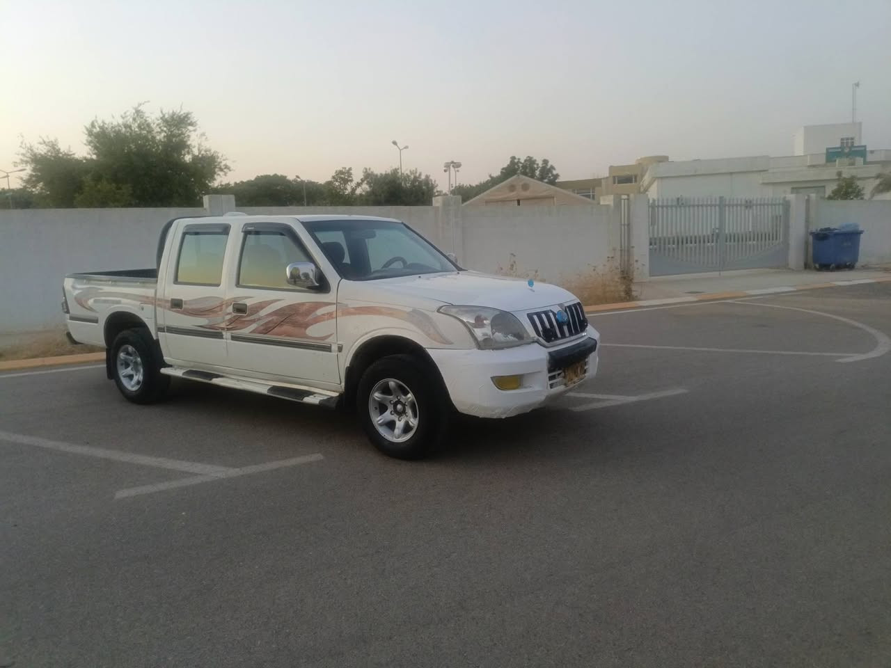 گۆنامۆدیل 2008 مەکینەو گێڕی بێ عەیب  زەڕبەو لێدراوی نیە سبوغی نیە
تەبریت ئیش ئەکات مەنەفێسی عەسلێ لەگەڵە کارەبای هەمووی مەزبووتە  سعر 33 معامە
***********
***********
