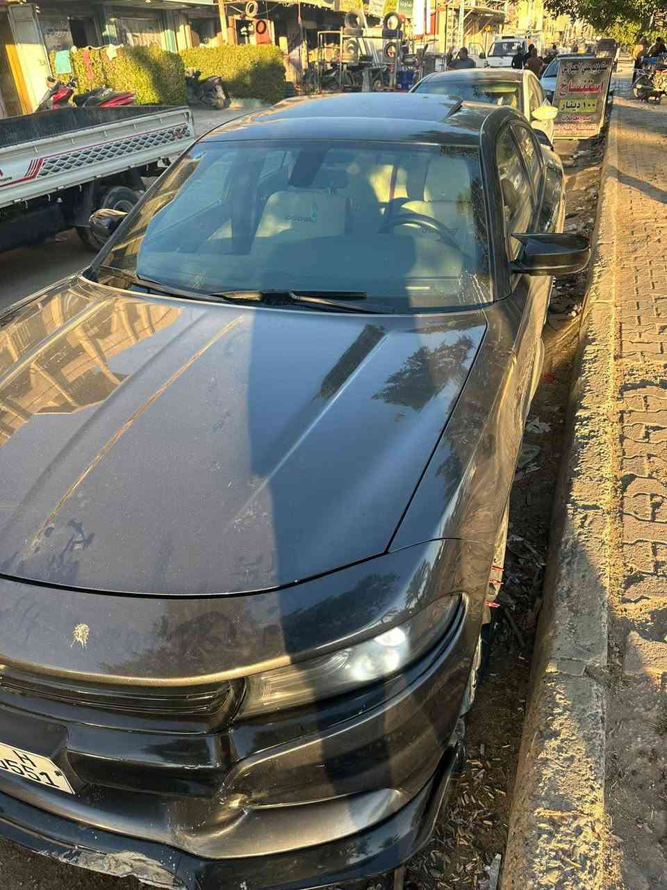 جارجر موديل 17 اصل وارد خليجي بدون حادث ونقصه بس الصدر تعبان السعر 195 وبي مجال قليل اليحب يتصل عله رقمي ***********
