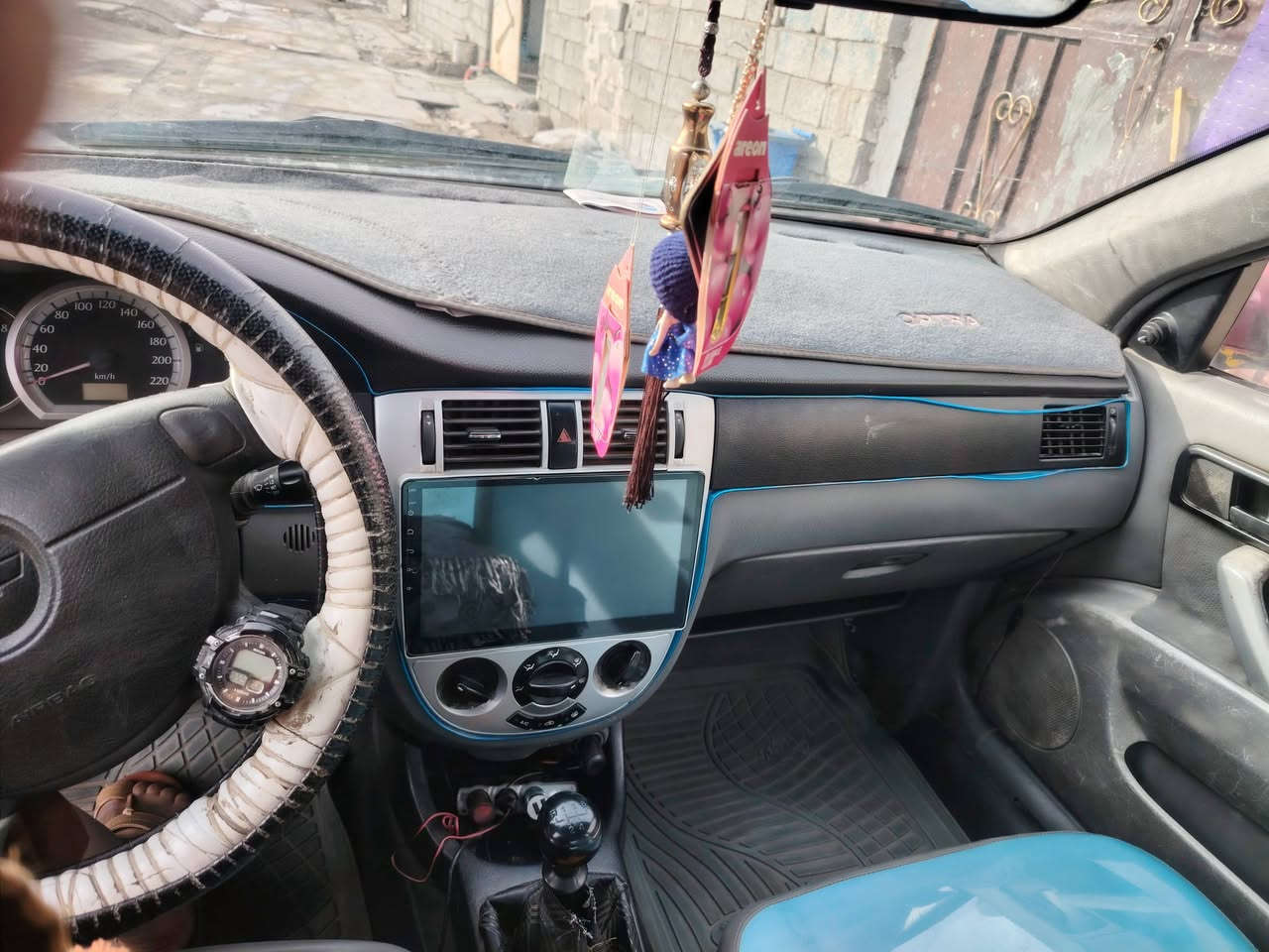 السلام عليكم اوبترا للبيع موديل 2005السياره سابقن جانت تكسي ورجعتها خصوصي السعر65 وبيها مجال شرط التحويل و القرامات رقم كركوك سنويه لل2031 العنوان كركوك حي العسكري قرب سنتر الزوراء ***********
