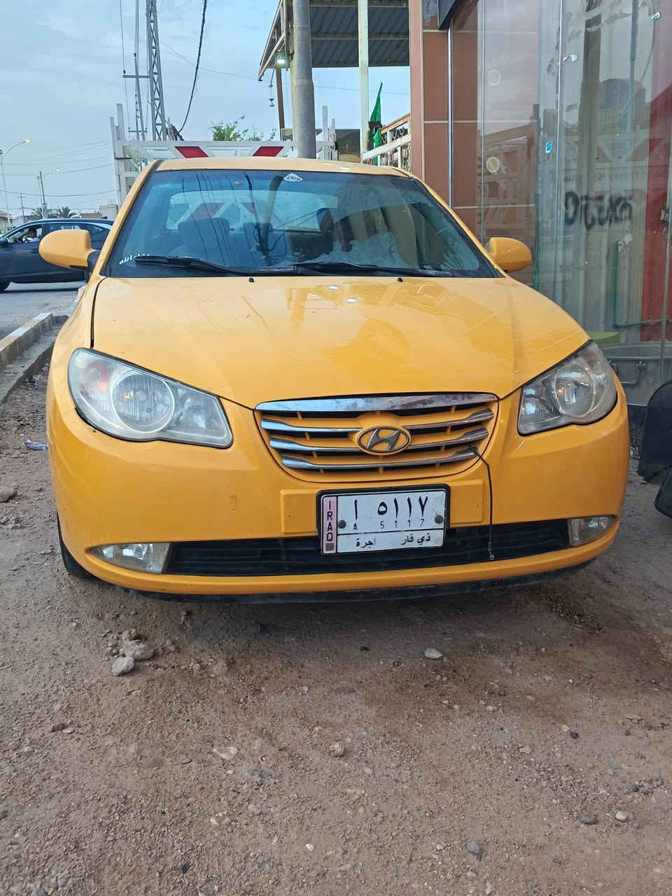 سياره صالون للبيع بيها جاملق وبنيد كير ومكينه مكفولات محرك الفين  تبريد شغال السعر النتصال برقم الرقم ***********
