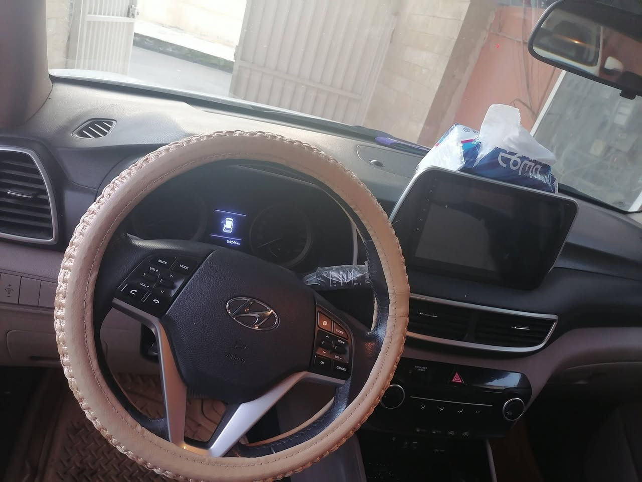 تكسون موديل 2020 سياره ماشيه 54 كيلو كشن كهرب قطعتين تبريد فول بدون بنوراما اشاير ترحيب كامل مواصفات هزه فحص جديد بسمي شرط التحويل بدون ظرر ماعدا مكانتين مسوحبات المكان موصل المجموعة للاستفسار الاتصال على الرقم
***********
***********
