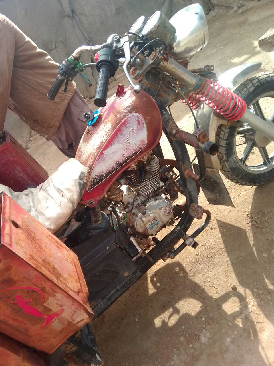 السلام عليكم ستوته للبيع اوراق اصولي مكفوله مكان بابل سياحي  ***********
