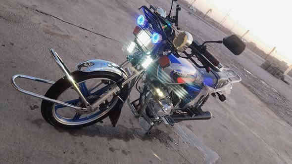 سيفان موديل 2021 ❗❗
الباب الاول وزن ثقيل 5ـگير 📍
محرك شرط / مفتوح مجفت جديد 
  كهربائيات كلها شغاله 💡
 شلعه ومعدل فولل 🔥🔥
 دراجه كاعده وحلوه حيل طالب عليها 475     وبيها مجال وال مو شراي لايتعبني ويكسر بسعرها مكاني يم الجامعه تكريت  
-هـ/*********** اتصال + واتساب
