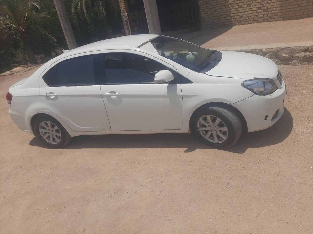 السلام عليكم كريت ويل موديل 2012 للبيع مكينه وكير وحداديه وتخم تاير وتبريد مكفوله كفاله ماعده بارد بيه بصيط باب سايق رقم بابل بسمي تحويل مباشر/ سعر 50 وبيه مجال بسيط لشراي مكلف بنشر ***********
