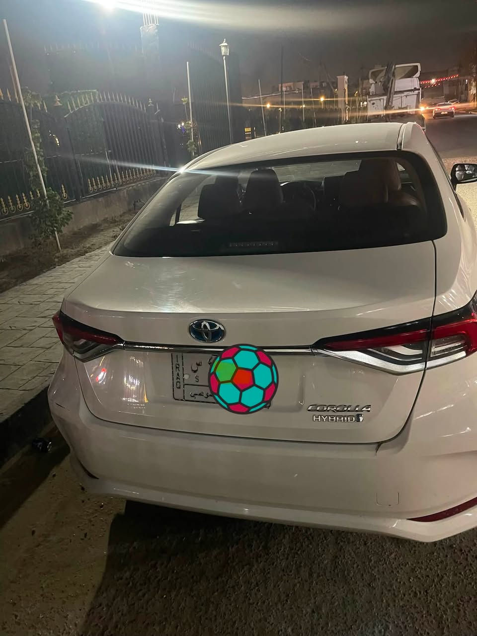 كورلا 2023 هايبرد كامل مواصفات على ايدي من جانت زيرو لحد الان ماشية 67000 الف كم تبريدها ثلج وما بيها نواقص وسيارة جديدة وناعمة بالمشي جدآ والتفويلة تمشيك 750 كم ومداريها بانزين محسن ودهن ممتاز والسيارة مكفولة من الصبغ فقط انطخت وبدلت الباب الخلفي بواحد شركة أخذته ب 400 دولار مطابق 100‎%‎100 وصورة الضربة مرفقة بالصور وبيها فطر بالجامة الأمامية شعري ما يأثر لان بنص الجامة صاير يعني مو كدام العين والسعر 123 ورقة…….***********
