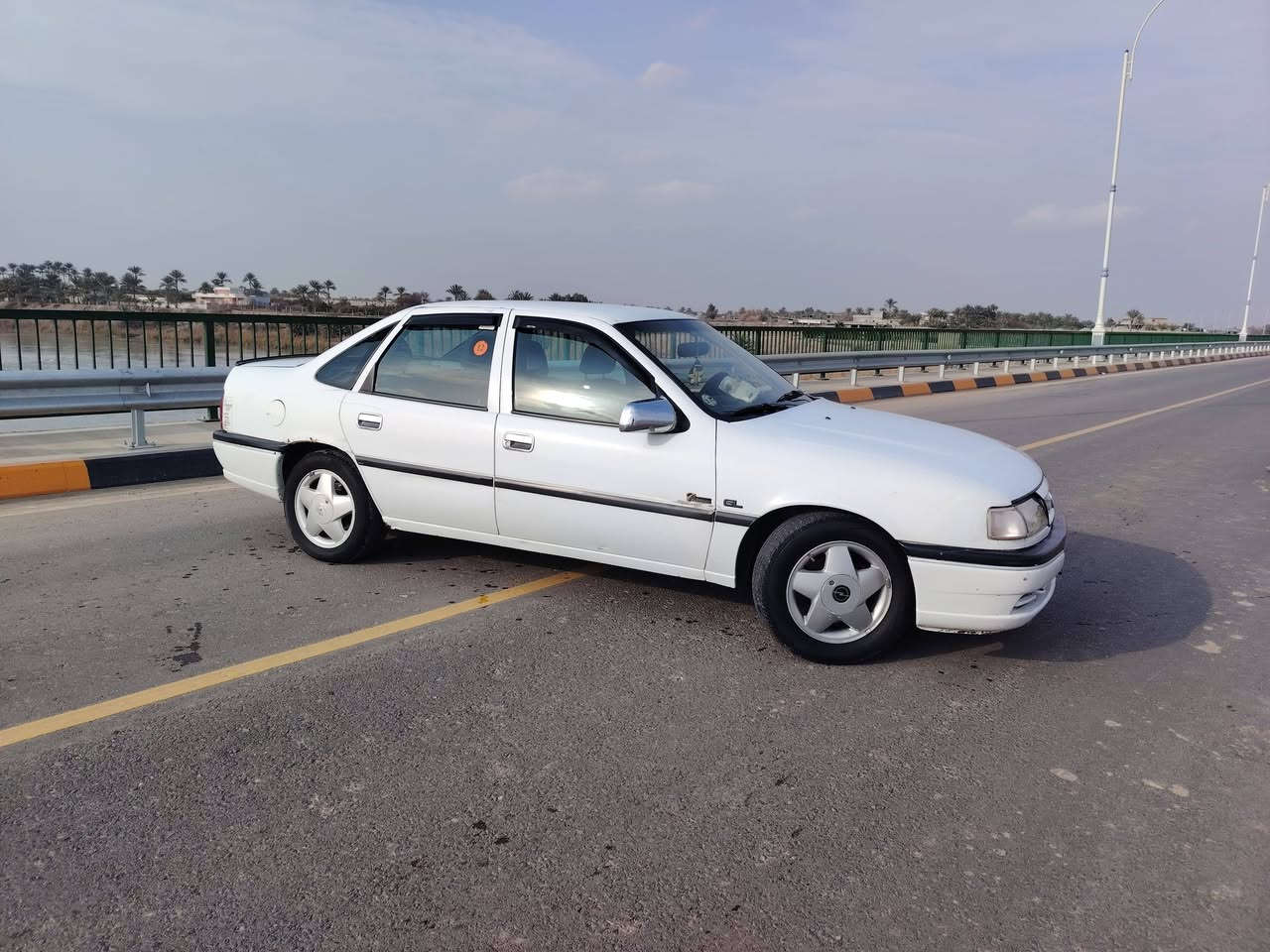 سياره اوبل فكترا موديل 95 محرك 20 كير اوتو مايتك سياره تبريد بس مو شغال مكان السياره  سامراء ***********/
***********
