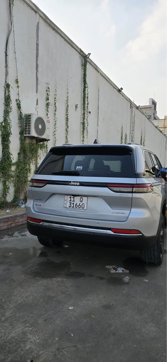 الجيب موديل ٢٠٢٤
ماشية بحدود ٨٠٠٠كم
فتحة سقف
نقطة عمياء
رادار امامي وخلفي
حساسات خلفية وكاميرا
صندوق كهرباء 
شاشة apple carplay و android auto 
تحديد مسار 
4WD 
تدفئة ستيرن 
وتدفئة مقاعد
السيارة جديدة كلش 
رصاصي فيلي فروزن
للأستفسار : *********** البصرة, العراق
