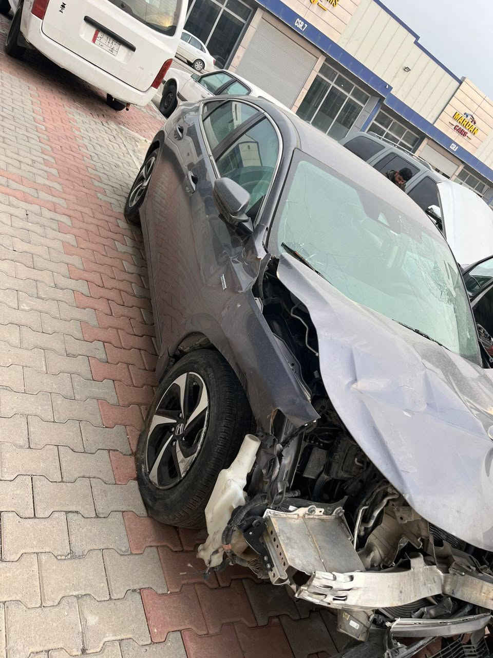 السلام عليكم من رخصة الادمن المحترم سيارة هوندا انسايد موديل 22 ابيعه على وضعه سعر مناسب واتساب ***********
