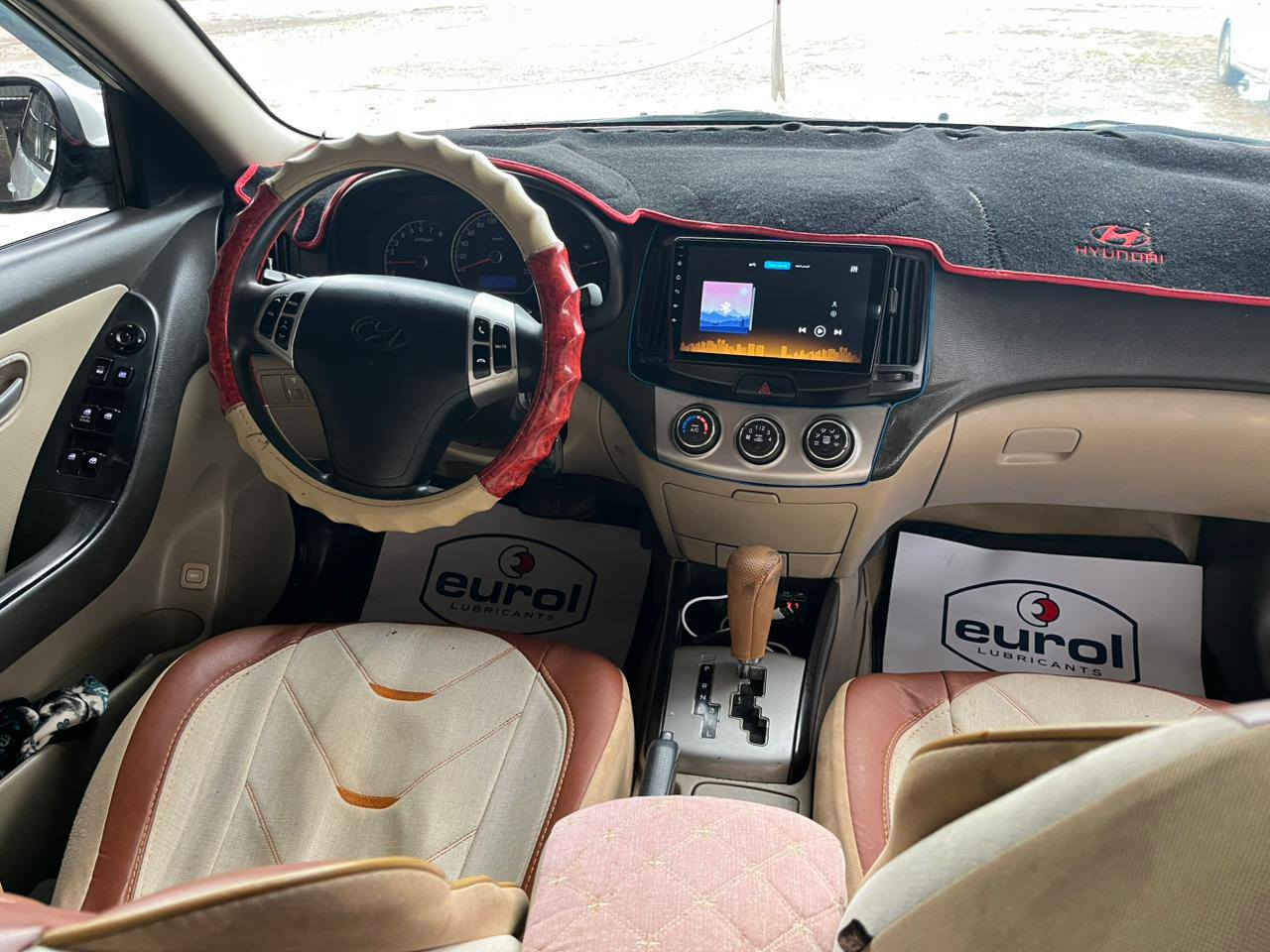 السَلٱمٌ عـَلـْيگمّ-ۈرحـْمّـٌة ٱللـّہ ﯙبُرگـّاتہ
النترا 2011 للبيع بدون معجون فقط ملاحضات بارد وبخ

السعر 110 ومجال بسيط ***********
