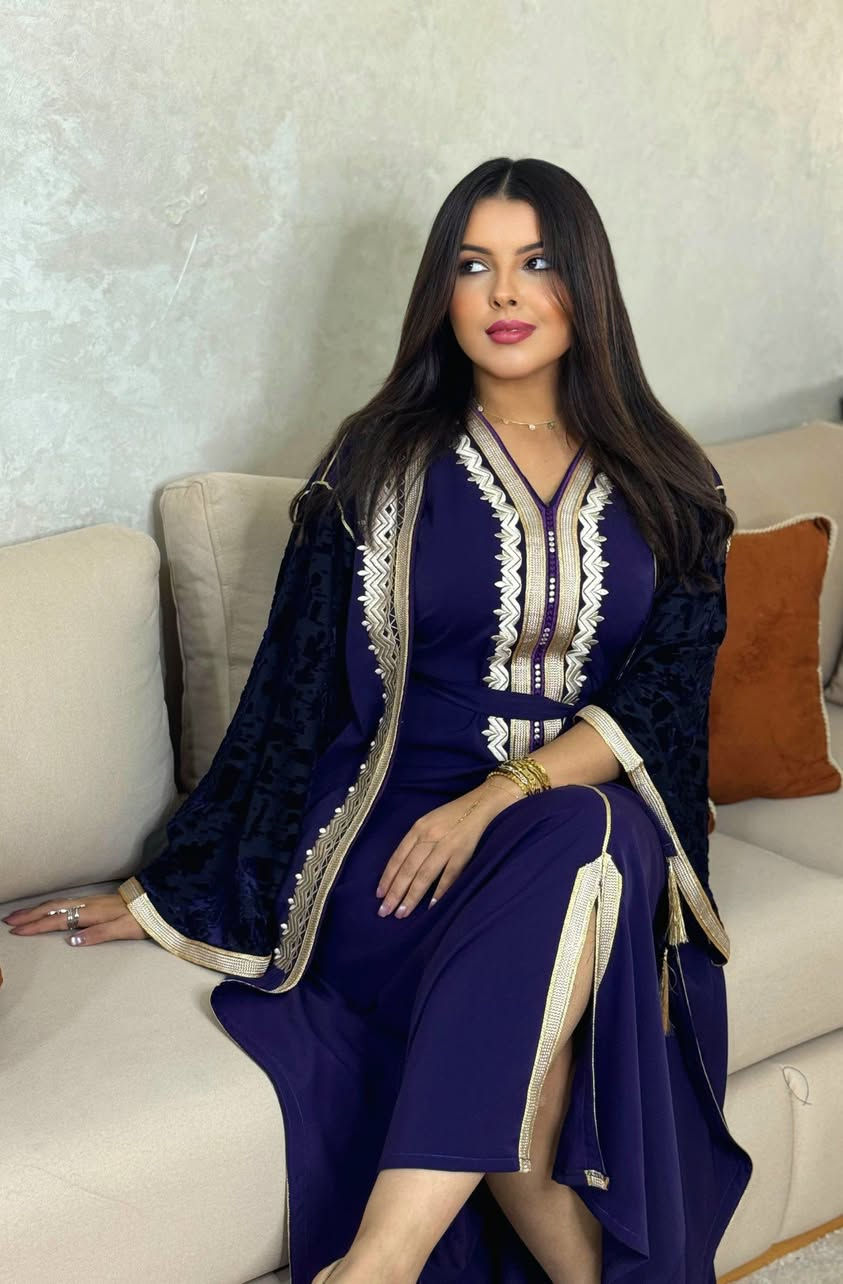 🟢▪️*جديد  new*▪️🟢

🟢قفطان كيمونو 2 بياس للافراح و المناسبات⚡
🟢ثوب كريب سامبل  و كمام مبرة ثليجة حرة ✨رطب و طايح 
🟢مخدوم بالطرز الرباطي ✨بالسفيفة و بلحزام بشوشات ✨ خدمة لمعلم باليد✨
🟢متوفر بألوان رائعة ✨

🟢المقاسات:M L XL XXL 3XL


**إذا كنت صاحب هذا الإعلان وتريد حذفه لأي سبب، رجاءا أرسل رسالة إلى الدعم الفني**
