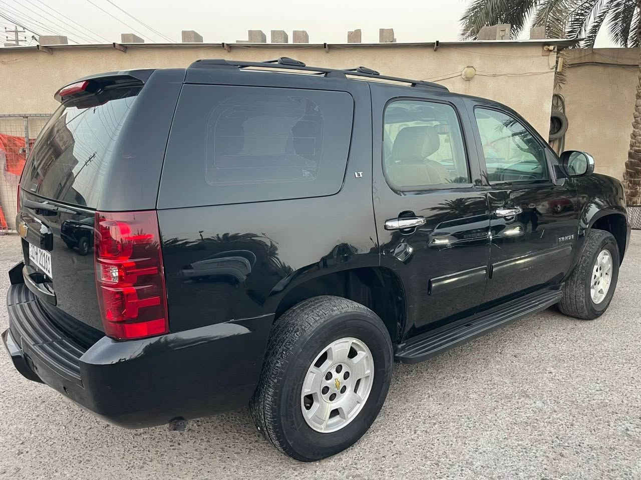 تاهو خليجي 14 بيه شبر صبغ بالجاملغ الأيمن و البنيد مرشوش المكينه والكير كفاله مفحوصه قبل ست اشهر يم المندلاوي والتقرير موجود رقم بغداد بأسمي تحويل ثاني يوم 
السعر 240 مكاني البصرة الهارثة حي الانتصار تفاصيل اكثر الاتصال ع الرقم *********** Colombo, Sri Lanka
