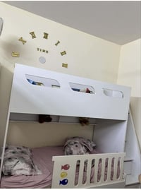 سرير طابقين • استعمال اشهر • تسكام سويته