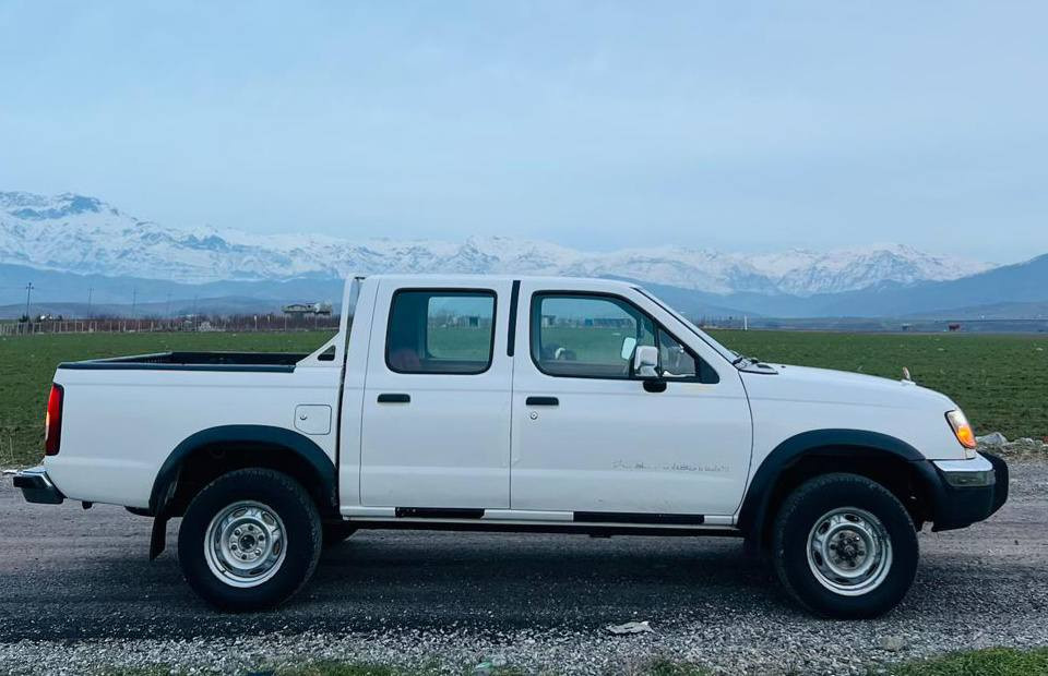 نیسان پیکئاپ 2001 دەبڵ ئەکسل 
 سەنەوەی تا مانگی 2027/5 بەسەرناچی
 بەناوی خۆمانەوەیە
دوو پارەچی هەیە بۆ نیت و
 چەمەلاغی لای سایەق
 هەر چوار تایەی تازەیە

سعر : لە کۆمێنت داوای بکە ڕاستەوخۆ بۆت دێت 🤖 

گیڕو و مەكینەو ئەكسلی بەشەرت

ژمارەی خاوەنەکەی 
***********
