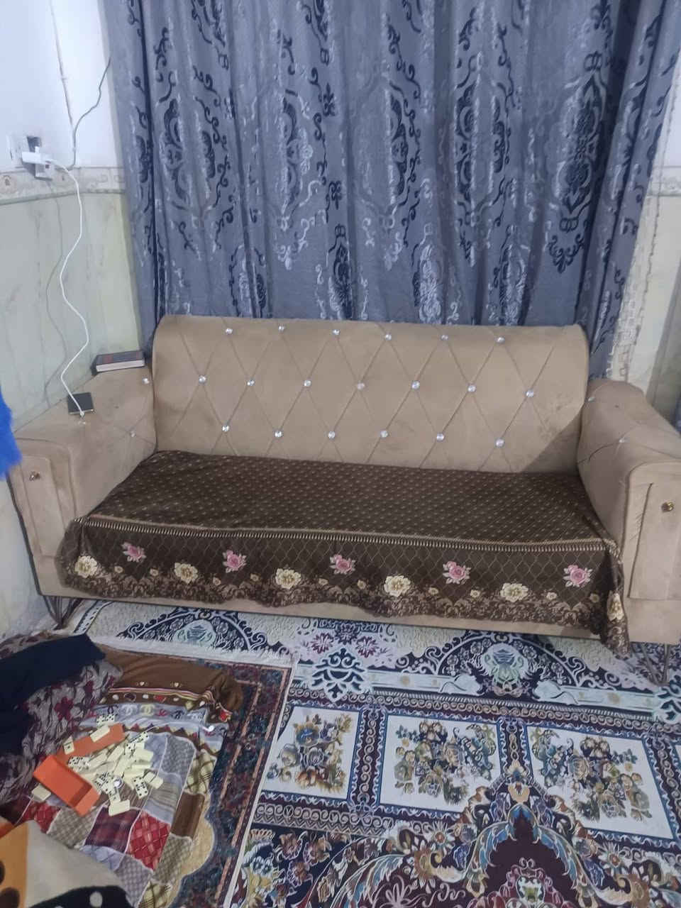 اغراض لبيع الكنتور ابو ٤ صاج تفصال سعر ٣٠٠
وكنتور ابو ٣ سعر ٢٠٠
تخم  ١٠ مقعد سعر ١٥٠
وكاونتر سعر ٢٠٠ كلھن نضاف


**إذا كنت صاحب هذا الإعلان وتريد حذفه لأي سبب، رجاءا أرسل رسالة إلى الدعم الفني**