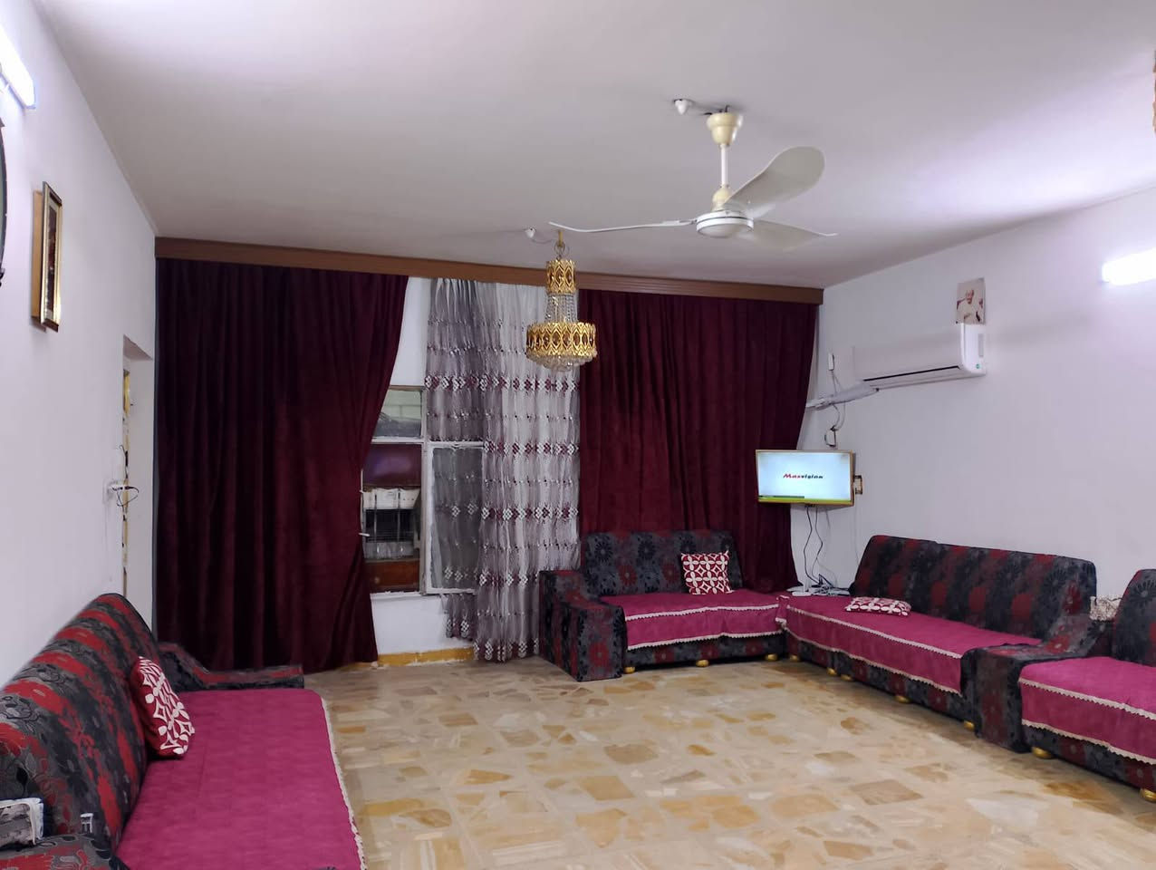 للبيع للاستفسار خاص


**إذا كنت صاحب هذا الإعلان وتريد حذفه لأي سبب، رجاءا أرسل رسالة إلى الدعم الفني**