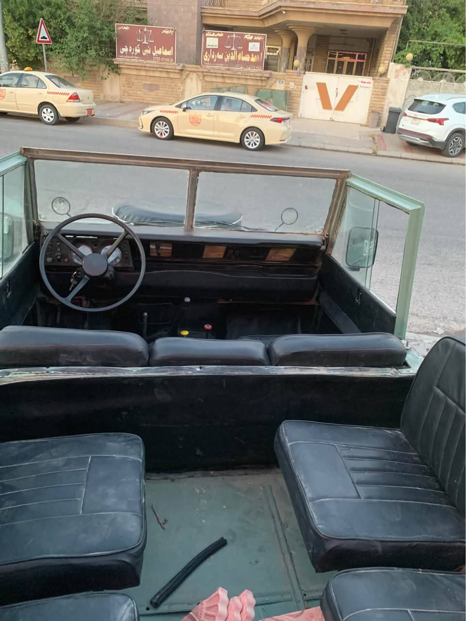 ▪️Land Rover 1975 Clasic ▪️
▪️چوار پستۆنی بەنزین ▪️
▪️مەکینە و گێڕ و ئەکسل بەشەرت ▪️
▪️سبوغ عام تەعمیر عام بۆ جوانی ▪️
▪️ئەوەلیاتی و کێشەی مەدەنی بەشەرت ▪️
▪️ناونیشان هەولێر / *********** واتساب ▪️

▪️نرخ / ٥٥ $ معاملە ▪️ أربيل, العراق
