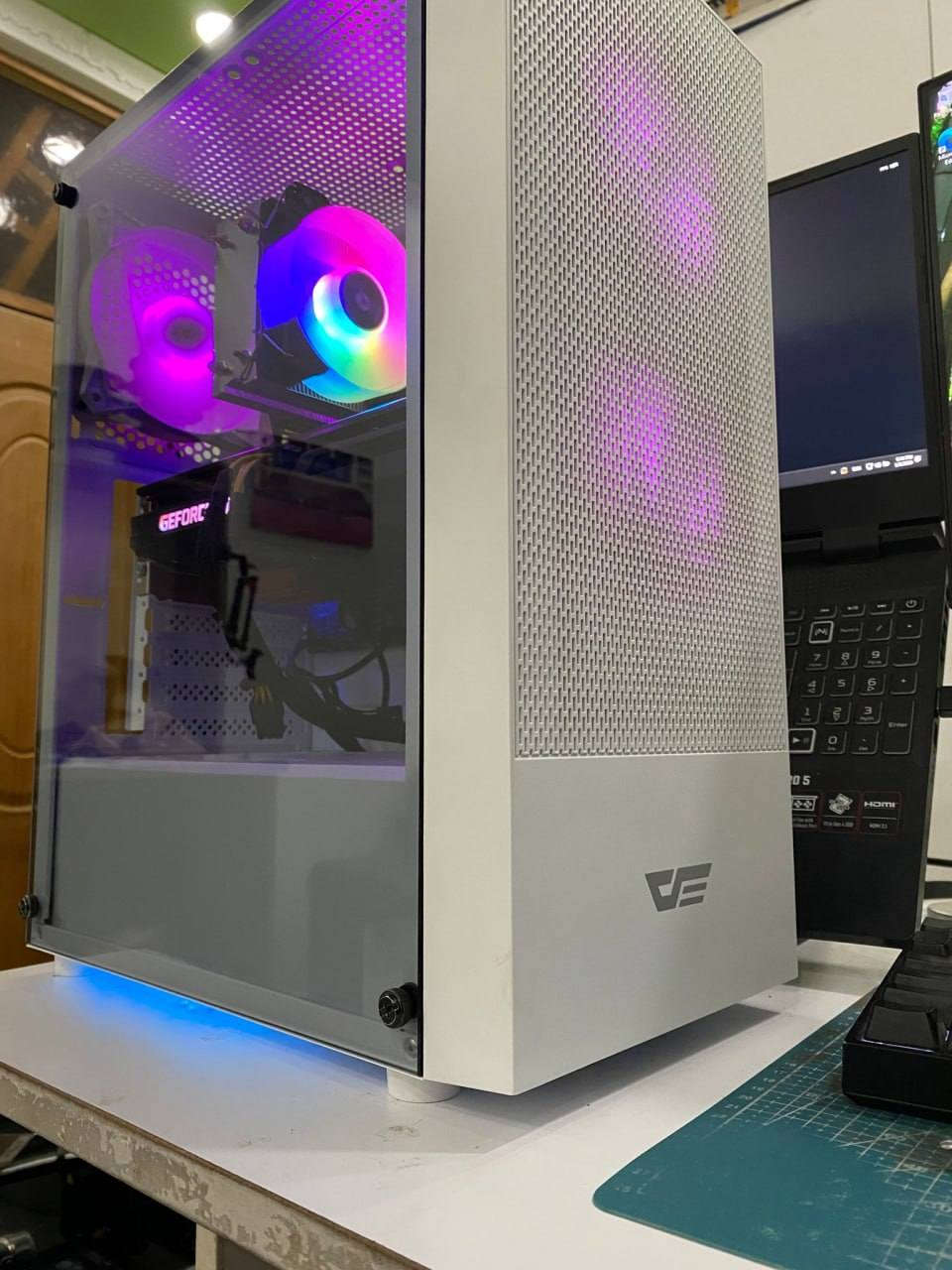 للبيع
كيس مستعمل نظيف استعمال برامج تصميم هندسية وشوية العاب
i5 12400
RTX 3060 Gainward Ghost 12GB
Msi H610m
16GB DDR4 8*2 
M2 - 128GB
HDD WD 1TB
PSU - 650W
WIFI + Bluetooth Card 
حرارة معالج وكارت شاشة موجودة بالصور
السعر :- 800 الف وبيه مجال
سبب البيع :- اريد ابدلهة
توصيل موجود لكن الافضل تجيني تجيك كلشي على ايدك
مكاني بغداد الدورة
كراتين ماكو

مونتر عندي هم  
Lg ultrawide 2k 75hz عود ادزلك تفاصيلهة عالخاص اذا تريدهة


**إذا كنت صاحب هذا الإعلان وتريد حذفه لأي سبب، رجاءا أرسل رسالة إلى الدعم الفني**