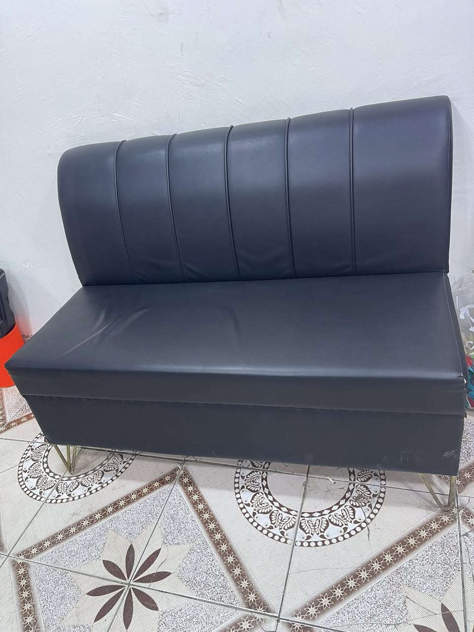 بيع محل كامل او تريد غراض خل يراسلني ويدلل ***********
