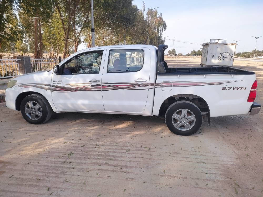 بيكم تويوتا 2015 مكفولة جاهزة السيارة من كلشي اوتوماتيك شاصي 19 بأسم راعيها مكان السيارة واسط الكوت  التواصل *********** دهل اوران, واسط
