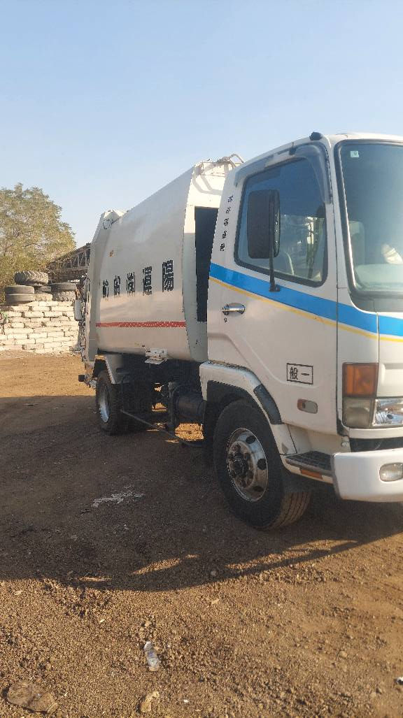 اللهم صلي ع محمد وال محمد 🪬
كابسة نفايات فوزه كرستال دخول جديد 
محرك 17 قبق اسود 
كبسه 8.5استعمال اليابان 
كابسه بلاديه اومكفوله  من كلشي  
العنوان بغداد الكرخ 
تصل***********
