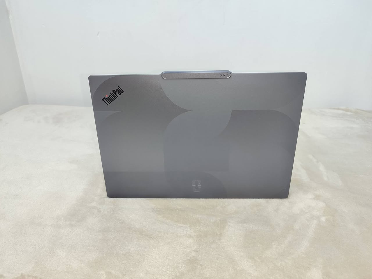 English/عربي/کوردی
کوردی
​ناونیشان: لابتۆپی ناوازە Lenovo ThinkPad X9 Gen 1 (Aura Edition) - وەشانی تایبەتی جامی جیهانی FIFA 2026™
بۆ فرۆشتن، لابتۆپێکی یەکجار ناوازە و دەگمەن لە جۆری Lenovo ThinkPad X9 Gen 1 Aura Edition 
ئەم لابتۆپە وەشانێکی دیاریکراوە (Limited Edition) کە بە بۆنەی جامی جیهانی ٢٠٢٦ دروستکراوە. شێوازی دەرەوەی تەواو جیاوازە بە دیزاینێکی سەرنجڕاکێش و لۆگۆی زیویی فەرمی FIFA.

​خاوەنی بەرزترین مواسەفاتە، گونجاوە بۆ کارە قورسەکان، دیزاین، و یاریکردن (یاری EA Sports FC / FIFA بە ڕیفرێش ڕەیتی 120Hz زۆر بە نەرمی کارپێدەکات).

​مواسەفات:
​پڕۆسێسەر (CPU): Intel Core Ultra 7 258V

​ڕام (RAM): 32GB LPDDR5X

​ستۆرج (Storage): 1TB NVMe PCIe Gen4 SSD

​شاشە: 14 ئینج  2.8K (2880 x 1800) OLED لەمس (Touch)، ڕیفرێش ڕەیتی 120Hz

​کارت شاشە (GPU): Intel Arc 140V (بەهێزترین کارتی داخلی ئینتێل)

​دۆخی لابتۆپەکە و تێبینی:
​دۆخی لابتۆپ: بە گشتی زۆر خاوێنە نوێ واتە کەس یەکەی بەکاری نەهێناوە تەنها لە پاکەت دەرهێنراوە و ئەکتیڤ کراوە.
​تێبینی 1: لابتۆپەکە کارتۆنی لەگەڵ نییە.
​تێبینی 2: ڕووشانێکی زۆر بچووک لە لێواری سەرەوەی هەیە نزیک کامێراکە (وەک لە وێنەی هاوپێچکراودا دیارە)، کە هیچ کاریگەرییەکی لەسەر کارکردنی نییە.

​نرخ: $ [2600] دۆلار
تەنها بۆ کڕیاری ڕاستەقینە. مامەڵە بە کاش دەکرێت. بینین لە شوێنێکی گشتی لە هەولێر.

عربي
​لابتوب نادر Lenovo ThinkPad X9 Gen 1.         (aura edition ) - نسخة محدودة كأس العالم FIFA 2026™

للبيع لابتوب مميز وفريد جداً من فئة لينوفو ثينك باد الممتازة 
(ThinkPad X9 Gen 1 Aura Edition). 
هذه النسخة عبارة عن إصدار محدود وجامع تم تصنيعه خصيصاً للاحتفال بكأس العالم 2026. 
يتميز الغطاء الخارجي بتصميم طبوغرافي محفور بالليزر مع شعار كأس العالم الكرومي الفضي الرسمي.
​الجهاز يأتي بأعلى المواصفات، ممتاز جداً للتصميم، الأعمال الاحترافية، والألعاب (يشغل لعبة EA Sports FC / FIFA بسلاسة فائقة بفضل الشاشة الـ 120Hz).

​المواصفات:
​المعالج (CPU): Intel Core Ultra 7 258V
​الذاكرة (RAM): 32GB LPDDR5X
​الهارد (Storage): 1TB NVMe PCIe Gen4 SSD
​الشاشة: 14 إنش بدقة 2.8K (2880 x 1800) OLED تعمل باللمس، بتردد 120Hz
​كارت الشاشة (GPU): Intel Arc 140V (أقوى كارت شاشة مدمج من إنتل)

​الحالة والملاحظات:
​الحالة: بحالة ممتازة بشكل عام.
​ملاحظة 1: الجهاز يأتي بدون الكرتون (العلبة الأصلية).
​ملاحظة 2: يوجد خدش تجميلي بسيط جداً على الحافة العلوية بالقرب من الكاميرا (كما هو موضح في الصورة المرفقة)، ولا يؤثر على أداء الجهاز أو الشاشة نهائياً.

​السعر: $ [2600] دولار أمريكي
للجادين فقط. البيع نقدًا (كاش). المقابلة في مكان عام في أربيل.

English 
Title: Rare Lenovo ThinkPad X9 Gen 1 (Aura Edition) - Limited FIFA World Cup 2026™ Edition
Description:
A highly unique, premium-tier Lenovo ThinkPad X9 Gen 1 Aura Edition. This is a limited-run collector's item manufactured to celebrate the FIFA World Cup 2026. It features a stunning, custom laser-etched topography design on the lid with the official silver FIFA trophy logo.
Packed with top-tier flagship specifications, perfect for high-end business productivity, digital design, and smooth casual gaming (runs EA Sports FC/FIFA beautifully on its 120Hz screen). 

Specifications:
Processor (CPU): Intel Core Ultra 7 258V
Memory (RAM): 32GB LPDDR5X
Storage: 1TB NVMe PCIe Gen4 SSD
Display: 14-inch 2.8K (2880 x 1800) OLED Touchscreen, 120Hz Variable Refresh Rate
Graphics (GPU): Intel Arc 140V (Intel's most powerful integrated graphics)

Condition & Notes:
Condition: Excellent overall condition.
Note 1: Does not include the original box (laptop and charger only).
Note 2: There is a very minor cosmetic scratch on the top edge near the camera bump (please see the attached photo). This does not affect performance or the screen.

Price: $ [2600] USD
Serious buyers only. Cash deal. Meeting in a s, public location in Erbil.


**إذا كنت صاحب هذا الإعلان وتريد حذفه لأي سبب، رجاءا أرسل رسالة إلى الدعم الفني**