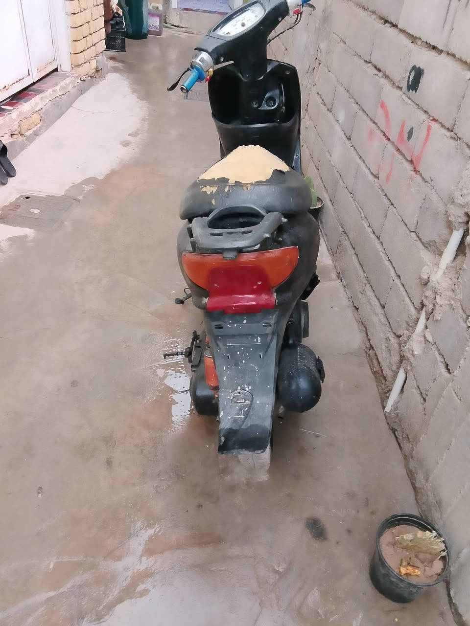 سلام عليكم دراجه عصفوري البيع مكينته ناعمه كهربايات كله شغال***********
