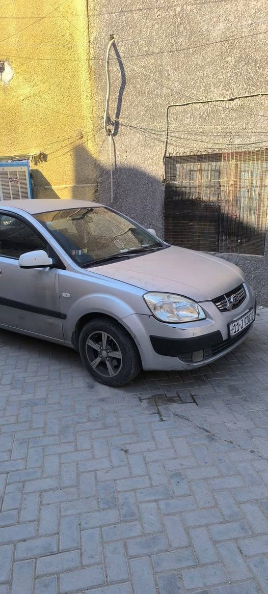 كيا ريو ٢٠٠٨ وارد مريكي حادث جاملغ وبنيد مكينه ١٦٠٠ مكينه كير تبريد تايرات بسمي عارضها ٦٨ وبيها مجال رقم بغداد نكليزي سنويه ل٣٠ بدون صبغ مكاني مشتل تفاصيل أكثر تصال برقم اني مكلف بنشر ***********
