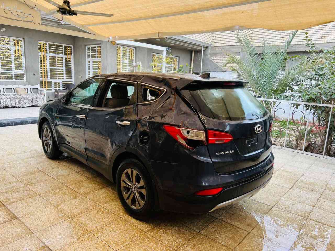 سلام عليكم للبيع هونداي سنتافي موديل 2016رقم مثنى مشروع وطني تحويل مباشر ارقام سنويه جدد اخوان سياره تعرضت لحادث جفيه كلش خفيفه كما موضحه بلصوره ابيع على وضعهه سياره شغاله وتمشي لغود شواصي مكفولات مكينه 2400 مواصفات معروفه مكان السياره بغداد الاستفسار ***********
