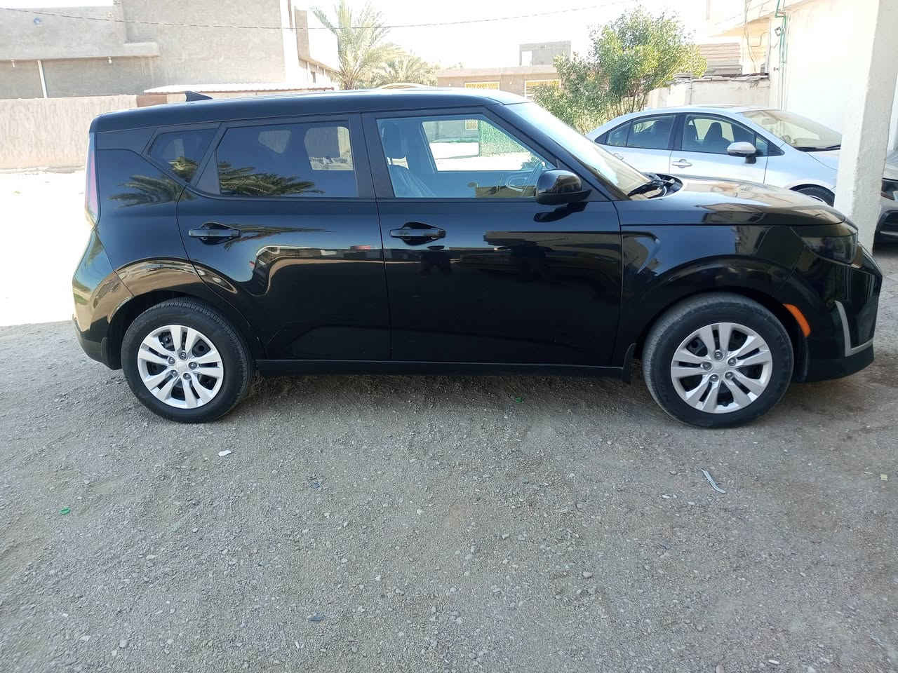 صول موديل 23 للبيع او للمراوس بدون رقم  حادثه جاملغ وبنيد و جاملغ ثاني هم مصبوغ بدون دواخل صور الحادث مرفقه بل المنشورالسياره جديدة ماشيه 25الف  مكينه2000 دوش
مكاني حله /
***********
