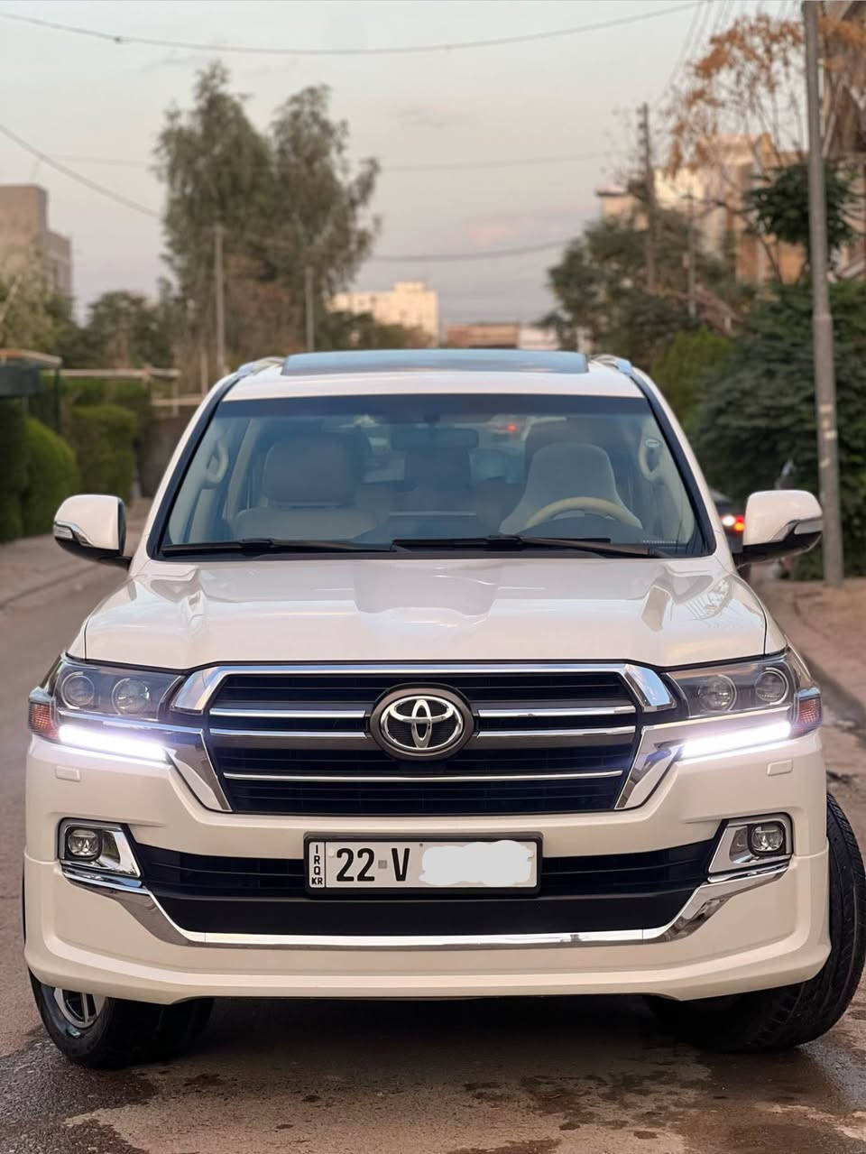 Toyota land cruiser 2020 gxr grand touring v6 بو فروشتن فوول مواسةفات سةيارةكة شةريكة موهةنةتة دةعامي لو دةعامي بةشةرت بي سبوغ بي سارد بي  تعديل (٩٠هةزار كم) رويه گيرو مةچينةو بةشةرت تةحويل و غرامةو بةناوكردن هةموو شتي بةشةرت هةموو شتي نوية نمونةية لة جواني *********** أربيل, العراق
