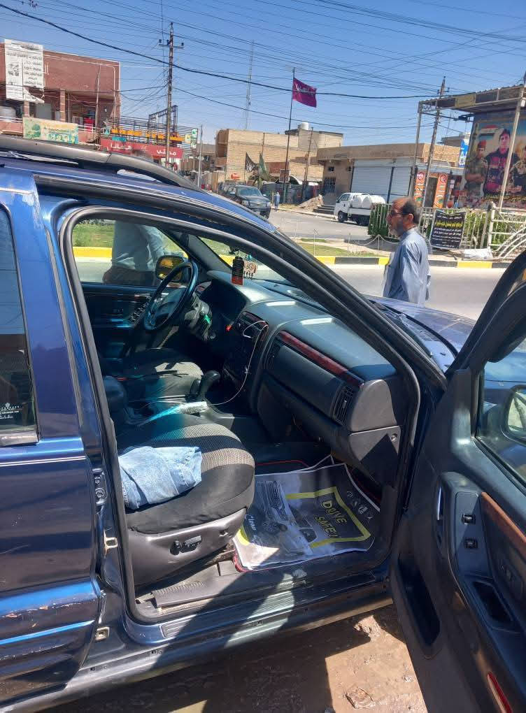 جيب شيروكي 2000
رقم شمالي باسمي 8 سلندر4700
مكينه كير ضفيره عقل يعني گصه كامله
مال حاويه صار اسبوع من شديتهن
السياره مكانها بغداد الحسينيه
سعرها 70
هاتف ***********
