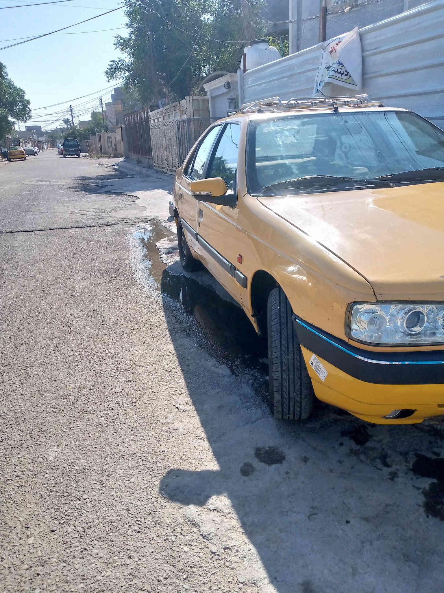 السلام عليكم بيجو لميس موديل 2012 السياره خير من الله كلشي ماناقصها كامله تخم تاير صدرها جديد تبريد ثلج تحويل مباشر السياره جاهزه السعر 33 وبيها مجال حق الجيه الزعفرانية شاره المعهد رقم الهاتف ***********
