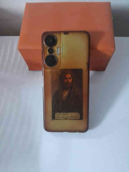 سلام عليكم تلفون انفنكس هوت s20 جهاز جديد وحلو ولمس خفيف لا يعلك ولا شيء ذاكره 128 عشوائي 13 كامره حلوه..... ملاحضه الكفر الوره ما مكسور مجرد صمغ السعر 75 وبي مجال عنواني بغداد العبيدي للتصال *********** واتساب فقط
