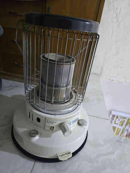 صوبه نفطيه جديده ونظيفه كوريه اصليه العنوان بغداد مشتل شارع المدارس شراي اتصل على الرقم ‏‪‪0771 409 8092‬‬‏
