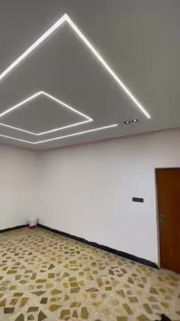 بعض اعمالنا تم انجازها
تحية طيبة الى متابعين 🌹،
غيّر تصميم بيتك باحدث التصاميم 
يسعدنا ان نقدم لكم أحدث ديكورات  الخارجية والداخلية 
ملاحظه:يمكننا تنفيذ اي ديكور حسب طلبك 
اسعارنا في متناول الجميع والمزيد من صور اعمالنا
التواصل ع خاص او ع الواتساب  ***********
